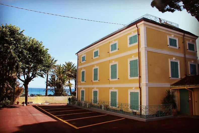 HOTEL VILLA SOPHIA SANREMO