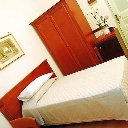 Sophia Hotel 3*