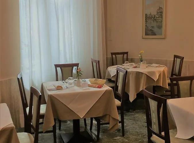 Sophia 酒店 圣雷默